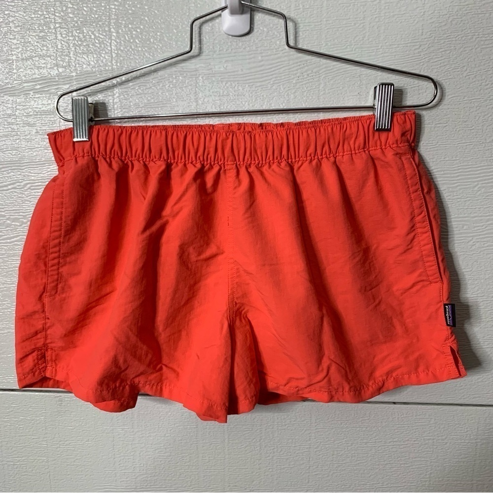 Patagonia Baggies Orange Shorts Size Large with Pockets